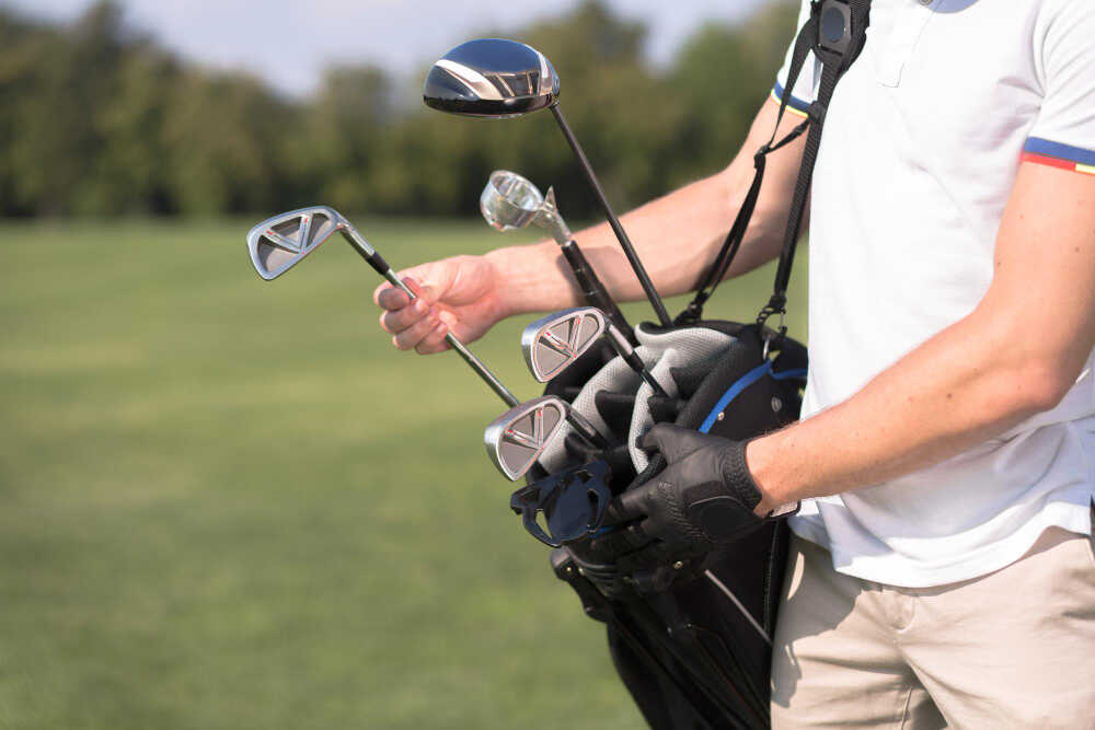 Jak poprawnie trzymać kij do golfa?